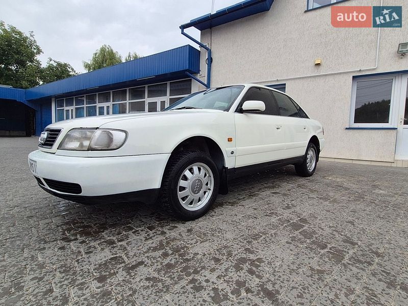 Седан Audi A6 1995 в Кременце