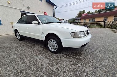 Седан Audi A6 1995 в Кременце