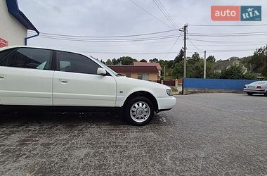 Седан Audi A6 1995 в Кременце