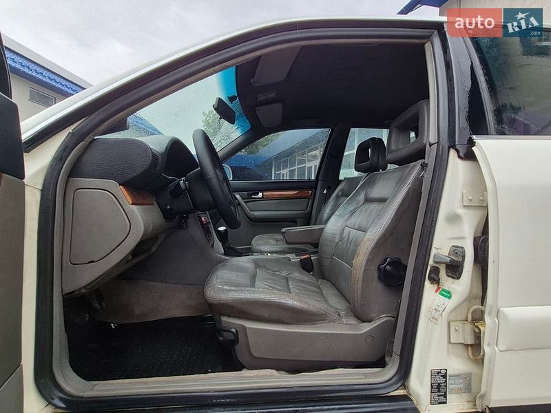 Седан Audi A6 1995 в Кременце
