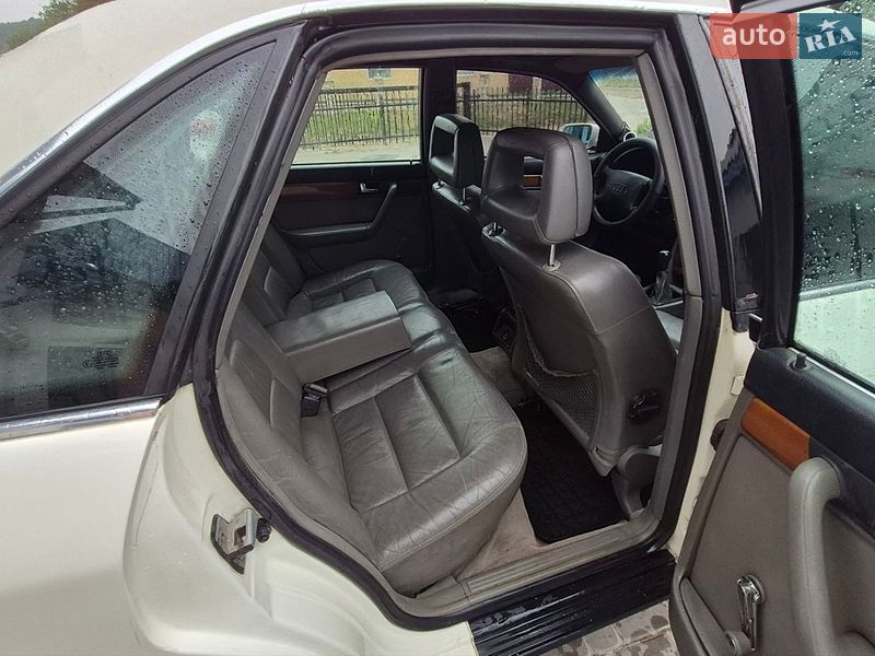 Седан Audi A6 1995 в Кременце