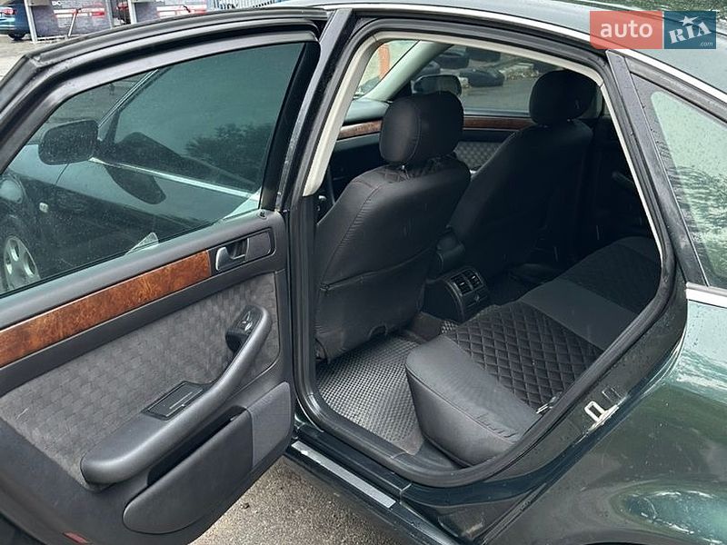 Седан Audi A6 2003 в Львові