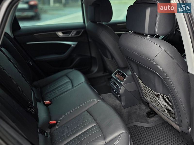 Седан Audi A6 2019 в Черновцах