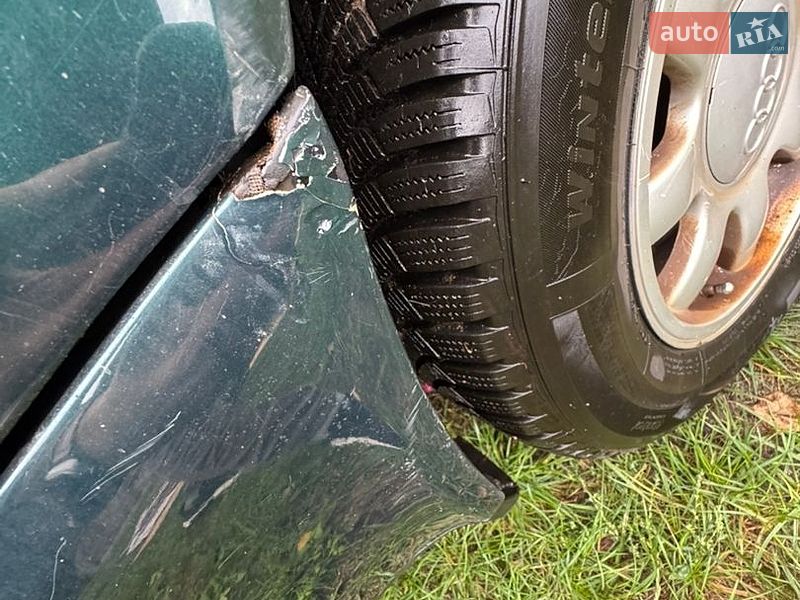 Универсал Audi A6 1996 в Прилесном