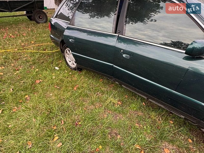 Универсал Audi A6 1996 в Прилесном