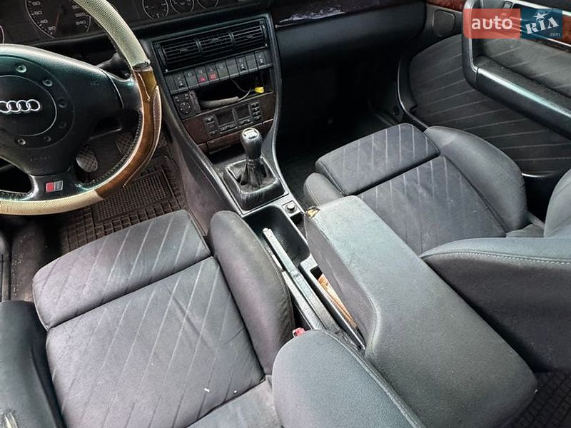 Универсал Audi A6 1996 в Прилесном