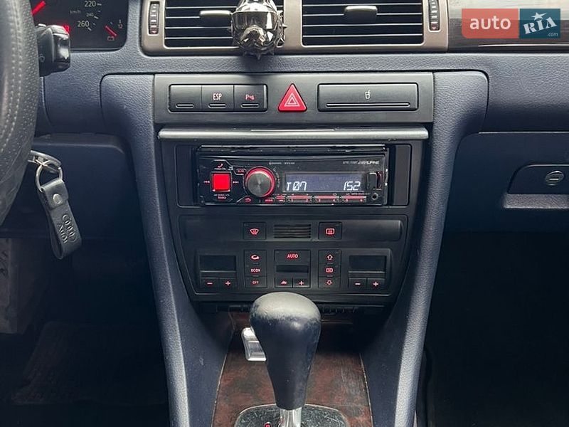 Седан Audi A6 2001 в Хмельницком