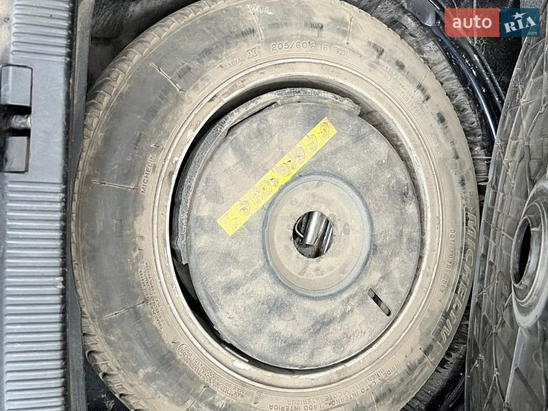 Седан Audi A6 2001 в Хмельницком