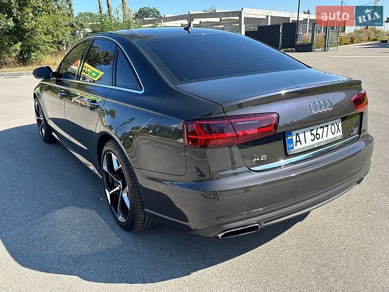Седан Audi A6 2015 в Киеве