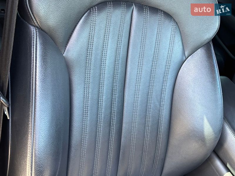Седан Audi A6 2015 в Киеве