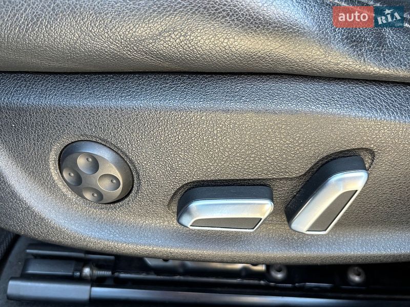 Седан Audi A6 2015 в Киеве