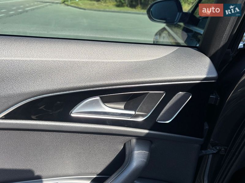 Седан Audi A6 2015 в Киеве