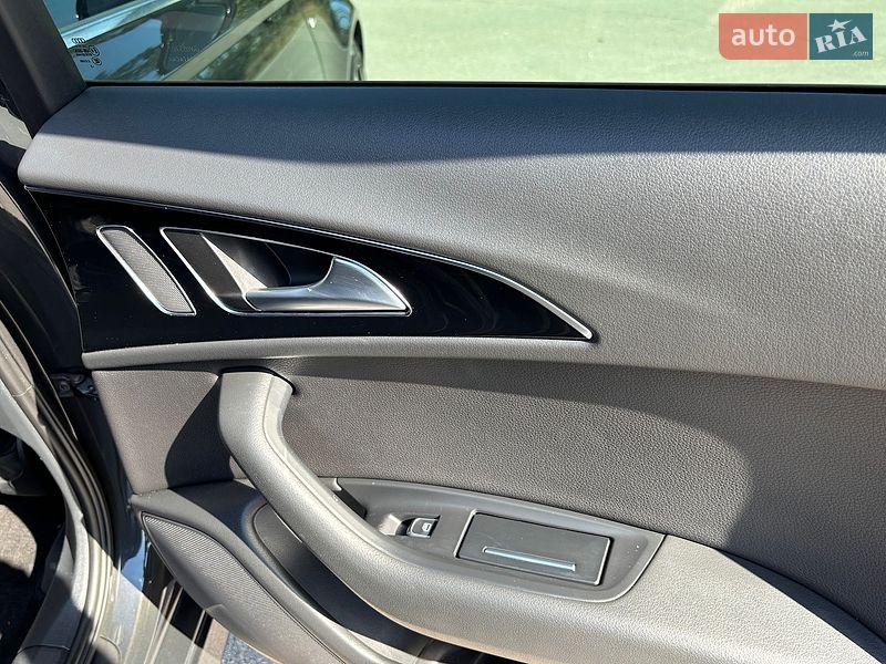 Седан Audi A6 2015 в Киеве