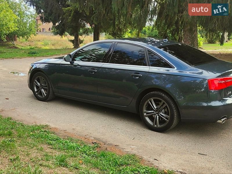 Седан Audi A6 2013 в Дубно