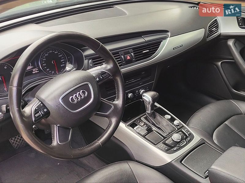 Седан Audi A6 2013 в Дубно