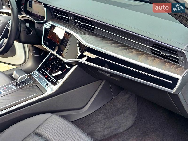 Седан Audi A6 2019 в Дніпрі