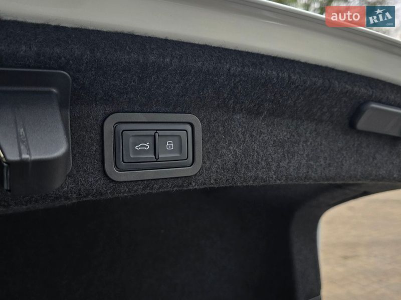 Седан Audi A6 2019 в Дніпрі