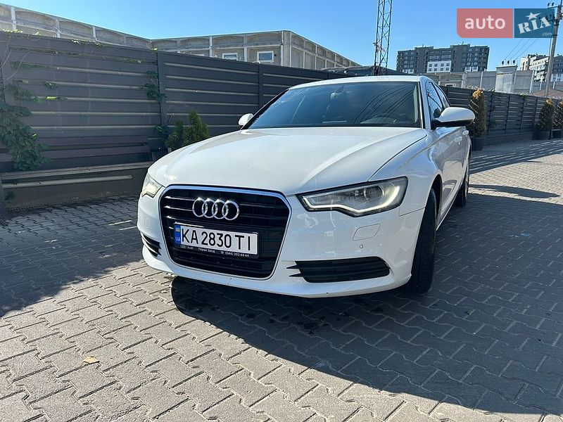Седан Audi A6 2012 в Киеве