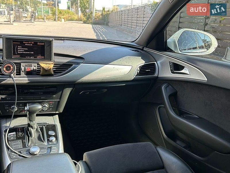 Седан Audi A6 2012 в Киеве