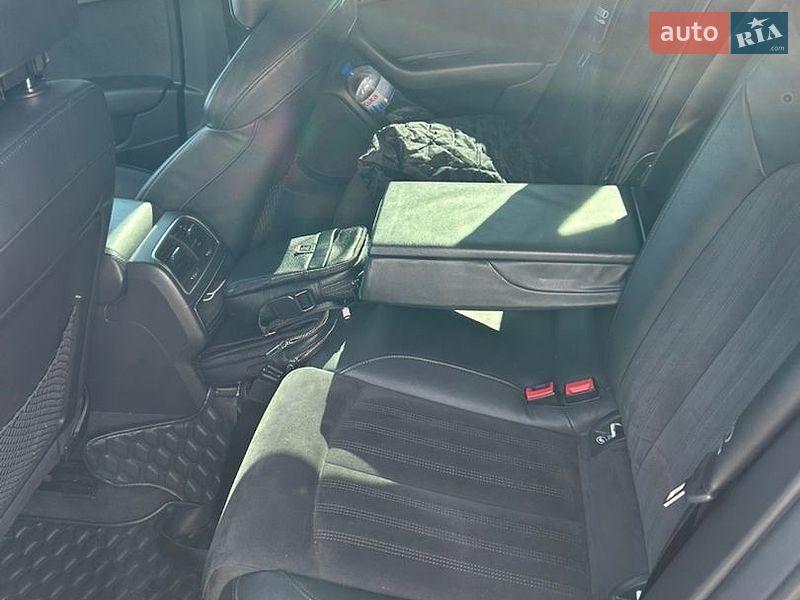 Седан Audi A6 2012 в Киеве