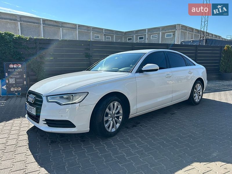 Седан Audi A6 2012 в Киеве