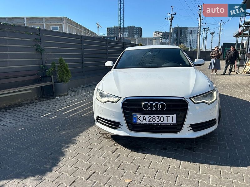 Седан Audi A6 2012 в Киеве