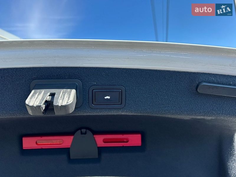 Седан Audi A6 2012 в Киеве