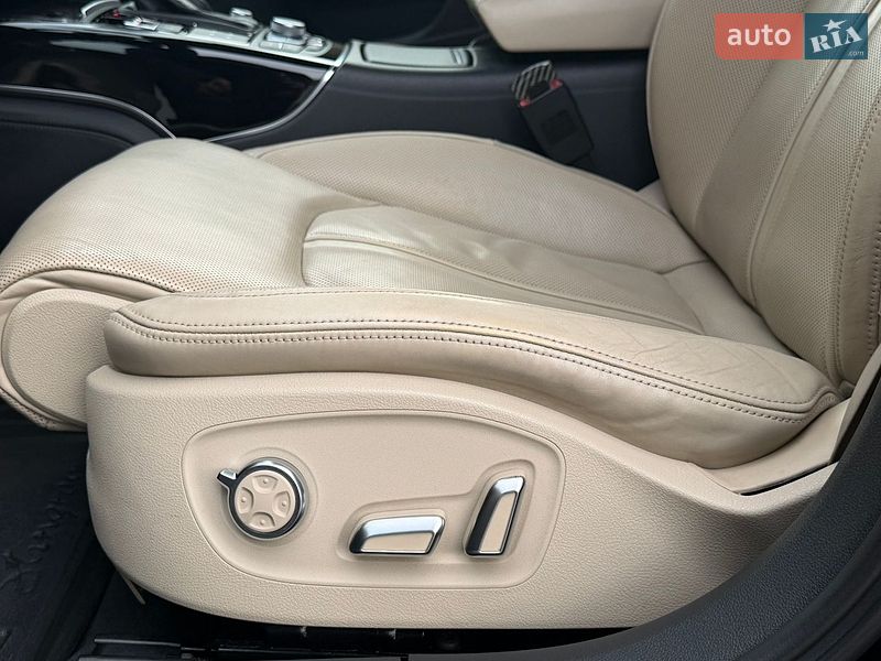 Седан Audi A6 2015 в Львові