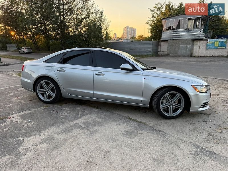 Седан Audi A6 2012 в Киеве