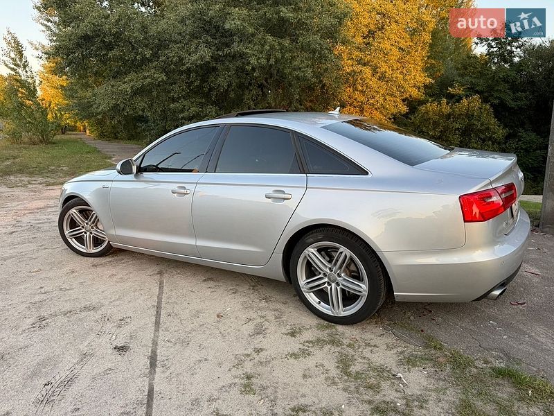 Седан Audi A6 2012 в Киеве