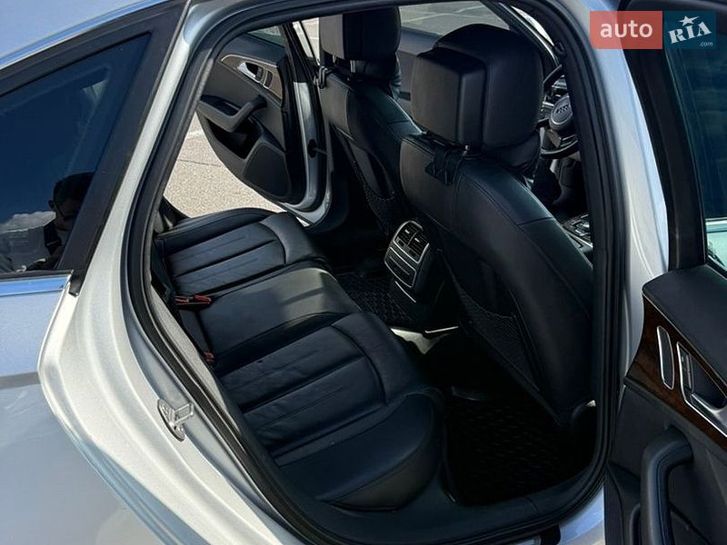 Седан Audi A6 2012 в Киеве