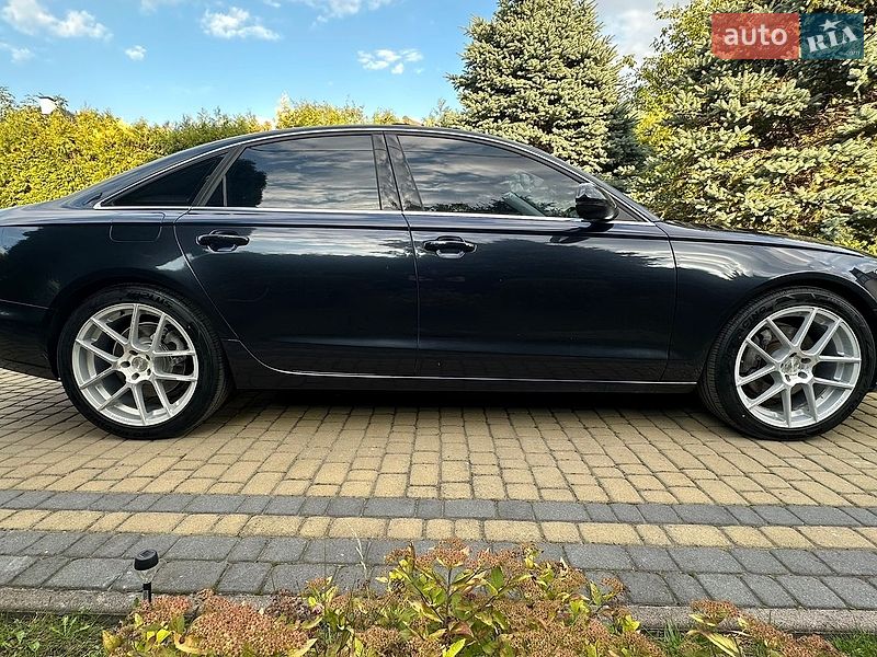Седан Audi A6 2014 в Львове