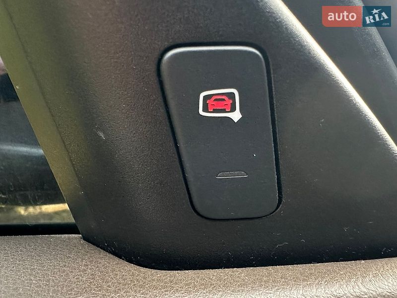 Седан Audi A6 2014 в Львове