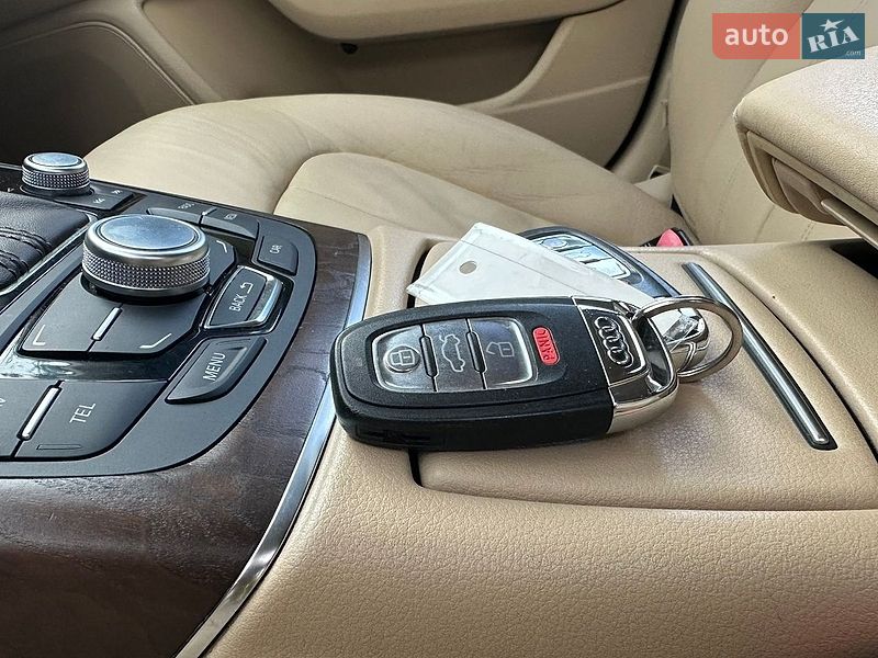 Седан Audi A6 2014 в Львове
