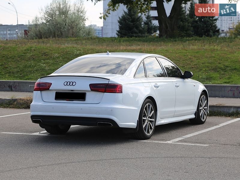 Седан Audi A6 2017 в Киеве