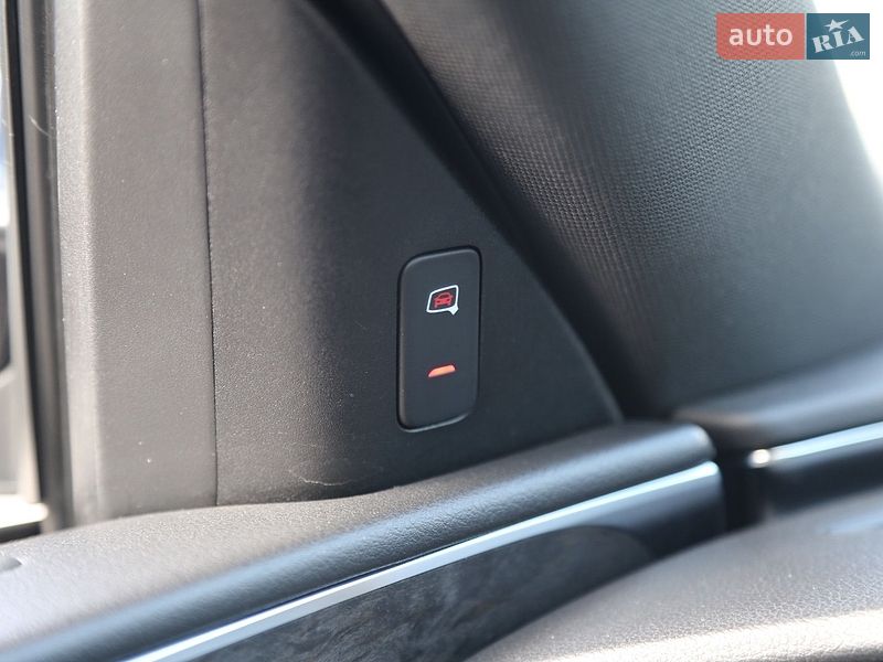 Седан Audi A6 2017 в Киеве