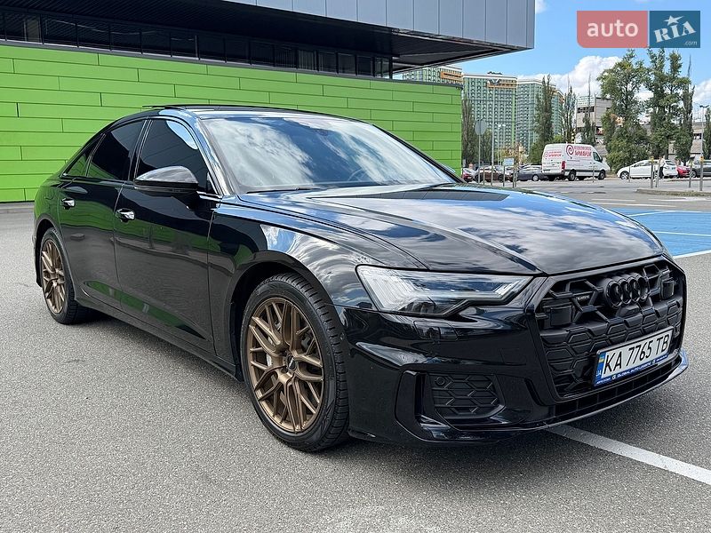 Седан Audi A6 2022 в Киеве