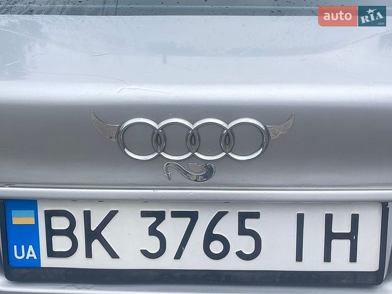 Седан Audi A6 1995 в Клевани