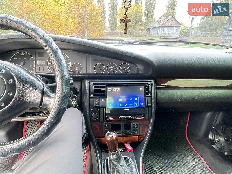Седан Audi A6 1995 в Клевани