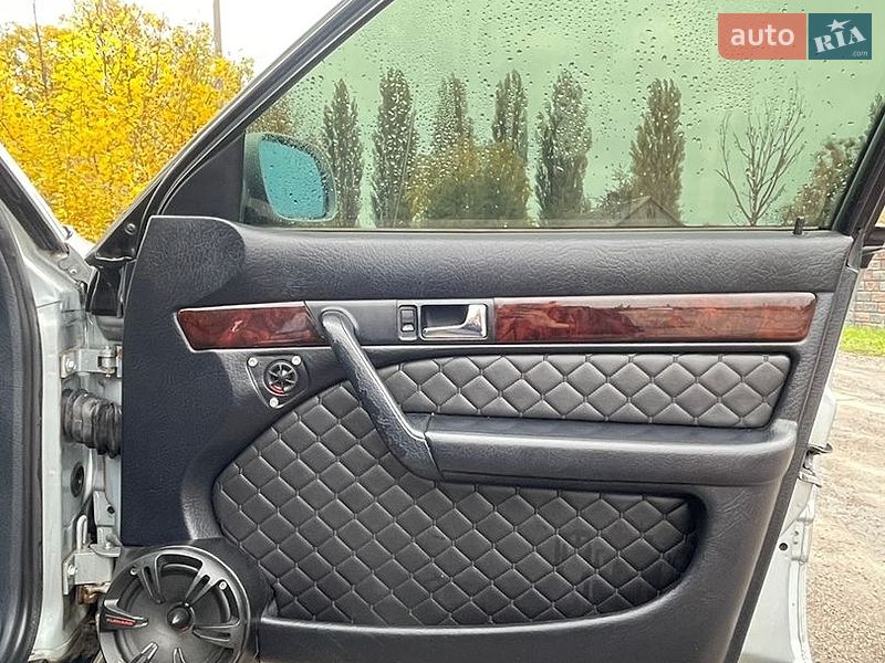 Седан Audi A6 1995 в Клевани