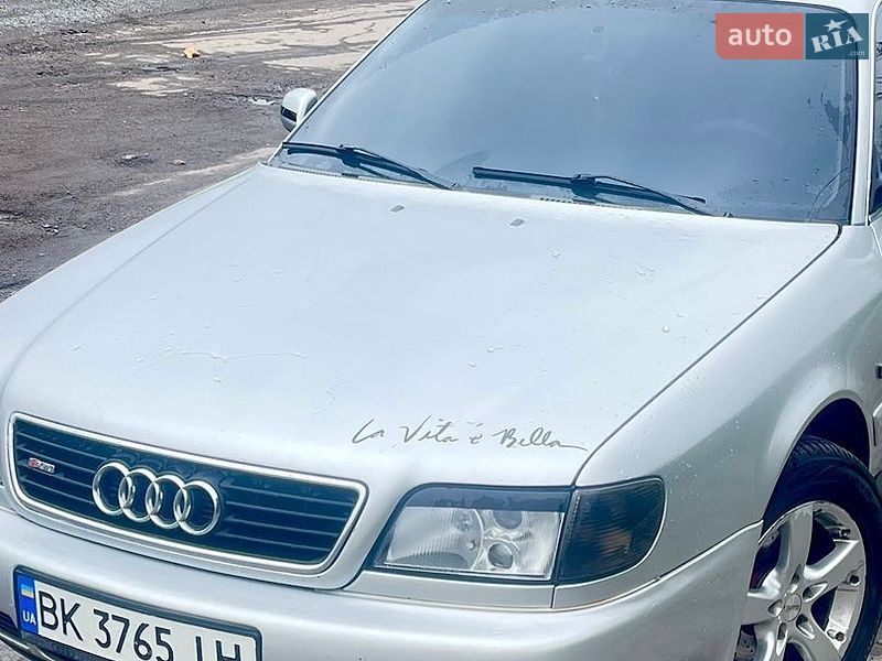 Седан Audi A6 1995 в Клевани