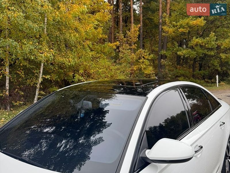 Седан Audi A6 2015 в Шептицькому