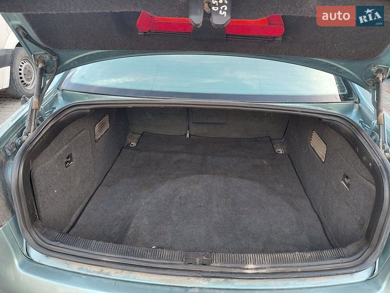 Седан Audi A6 1998 в Борщеве
