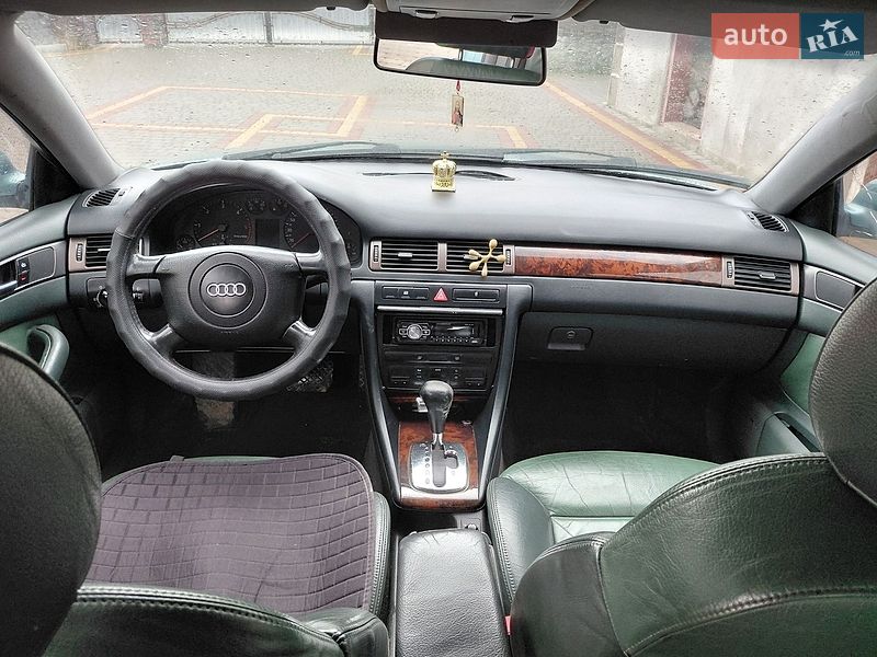 Седан Audi A6 1998 в Борщеве