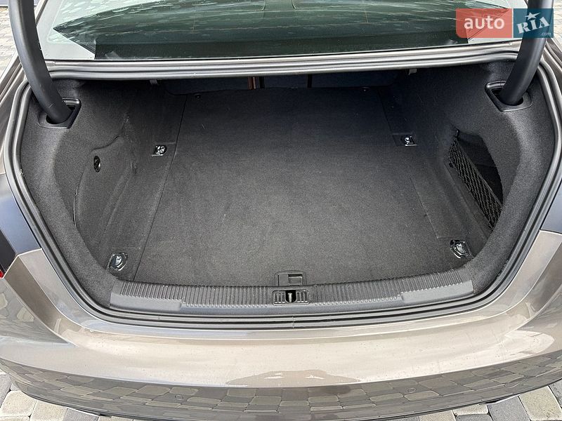 Седан Audi A6 2016 в Львове