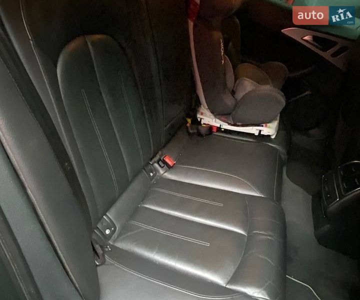 Седан Audi A6 2012 в Харькове