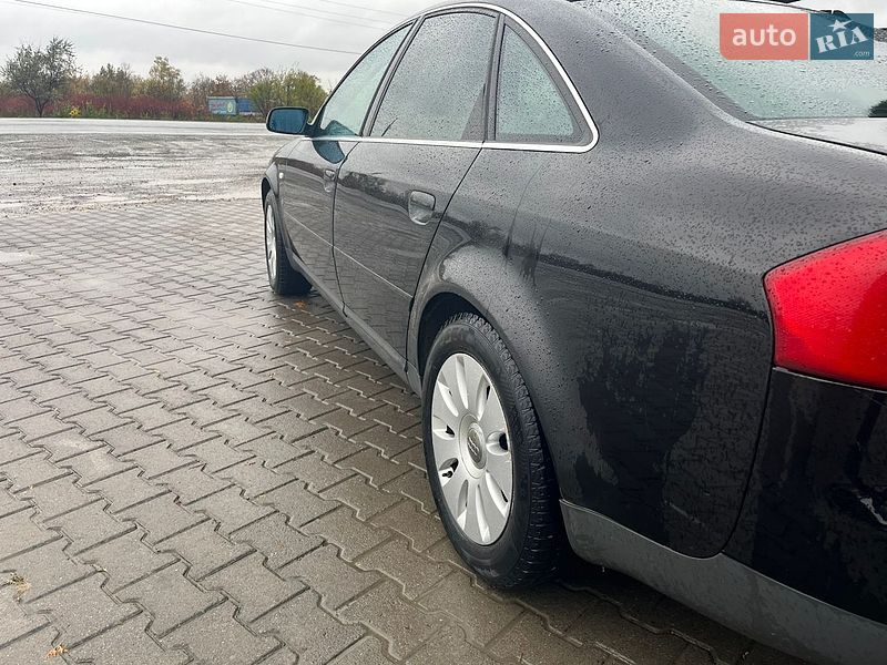 Седан Audi A6 2002 в Хотине