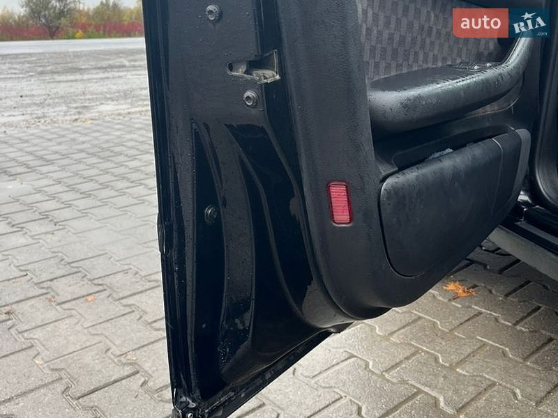 Седан Audi A6 2002 в Хотине