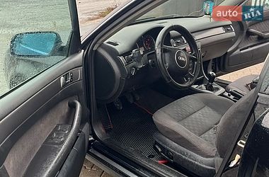 Седан Audi A6 2002 в Хотине