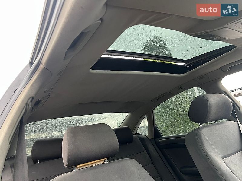 Седан Audi A6 2002 в Хотине